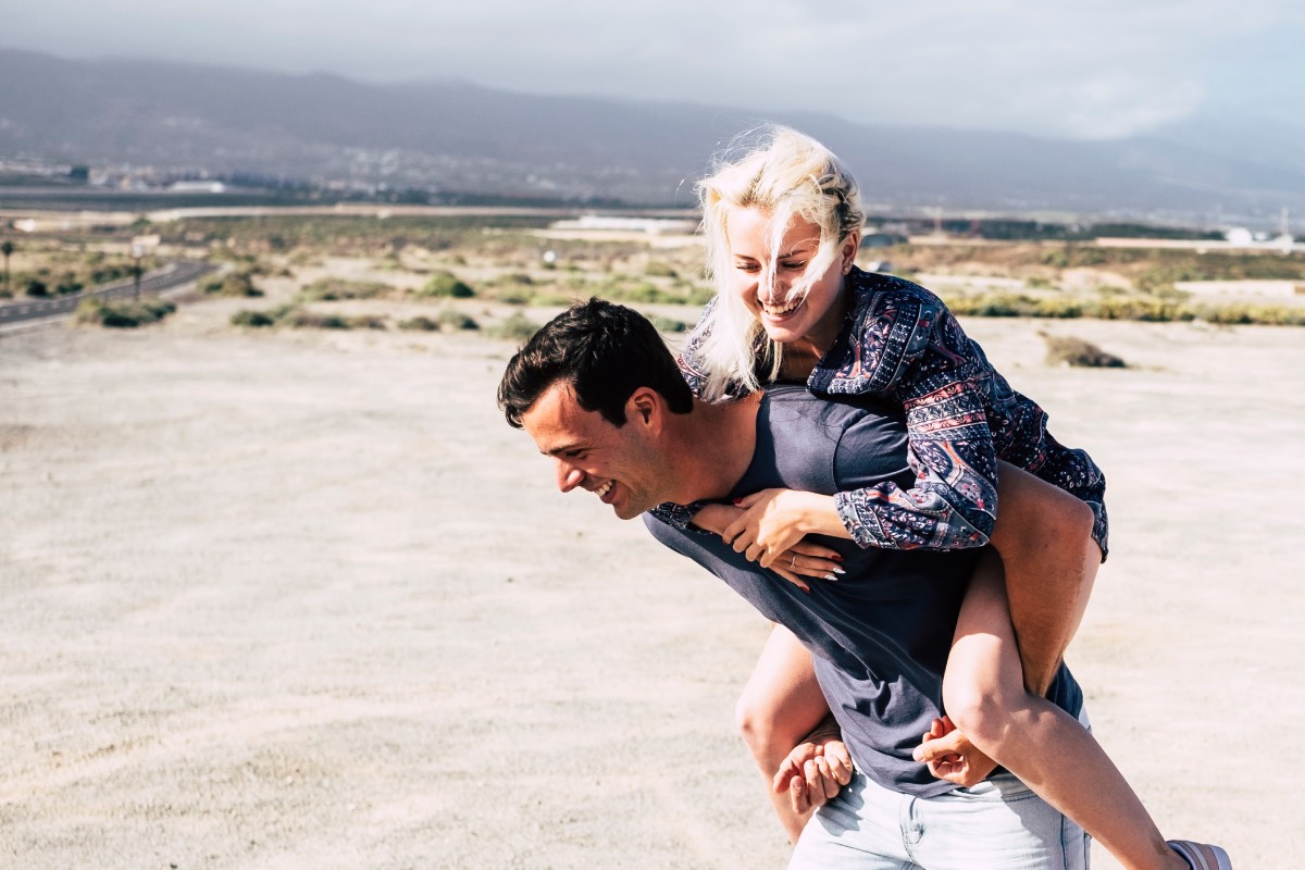 les-12-secrets-que-tous-les-couples-decouvrent-en-voyageant