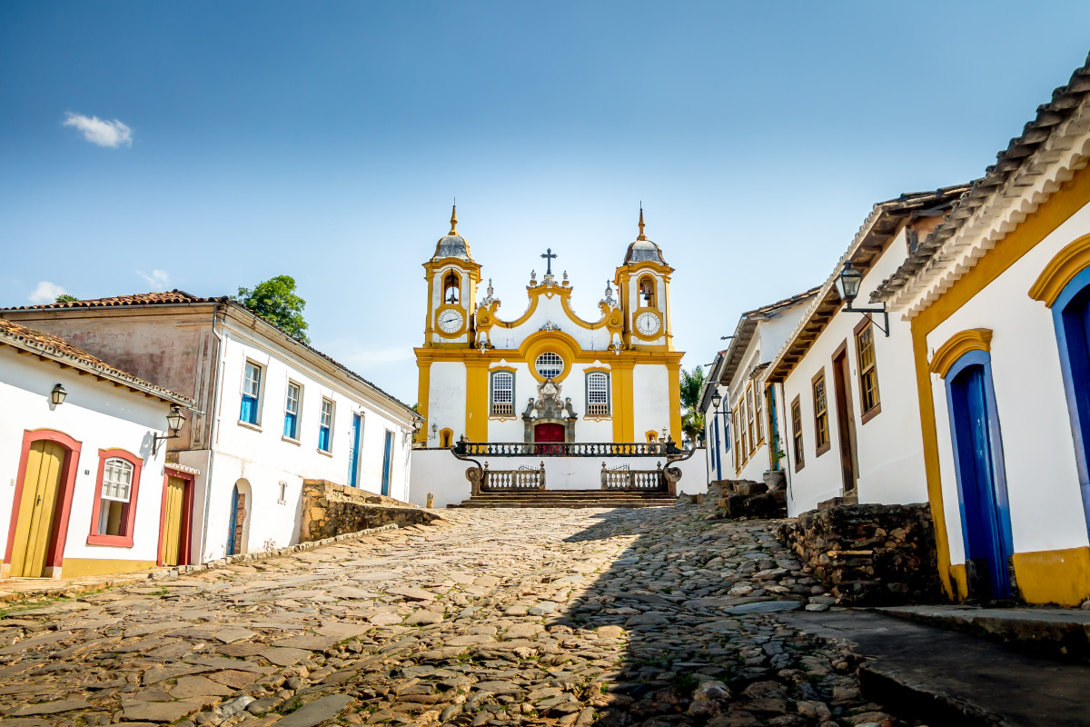 colorful-colonial-houses-and-church-in-city-of-tir-2023-11-27-05-17-22-utc