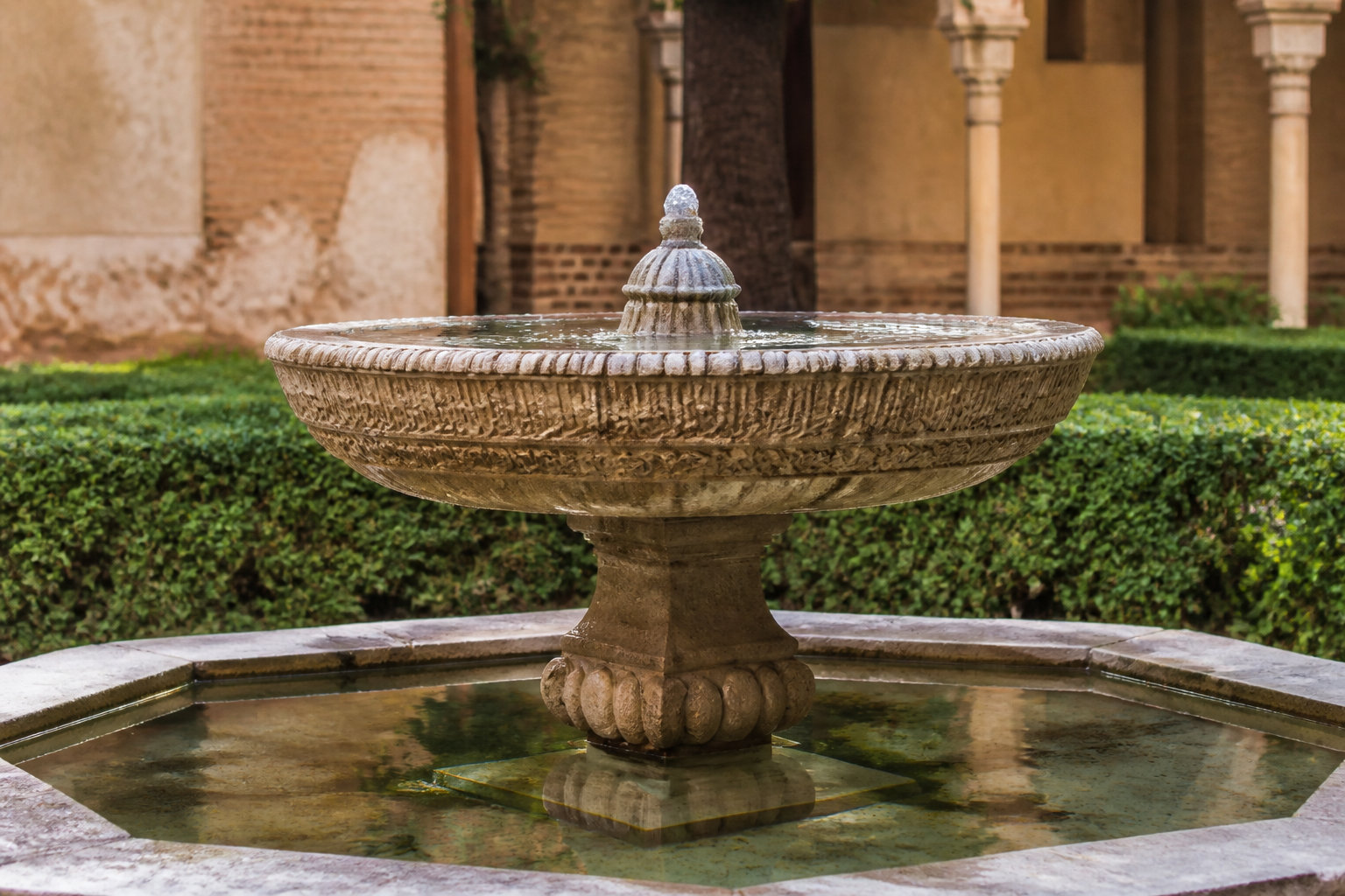 Grenade et l'Alhambra : une étape magique entre palais et science