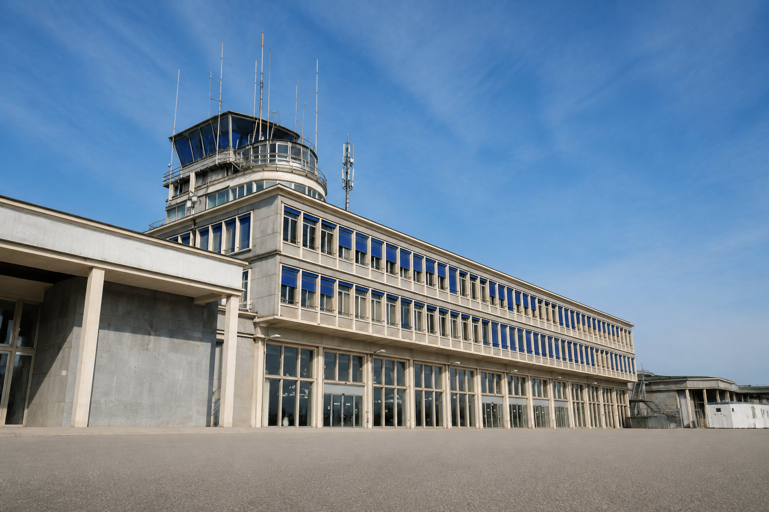 Pourquoi choisir un parking aéroport Genève pas cher en 2026 ?